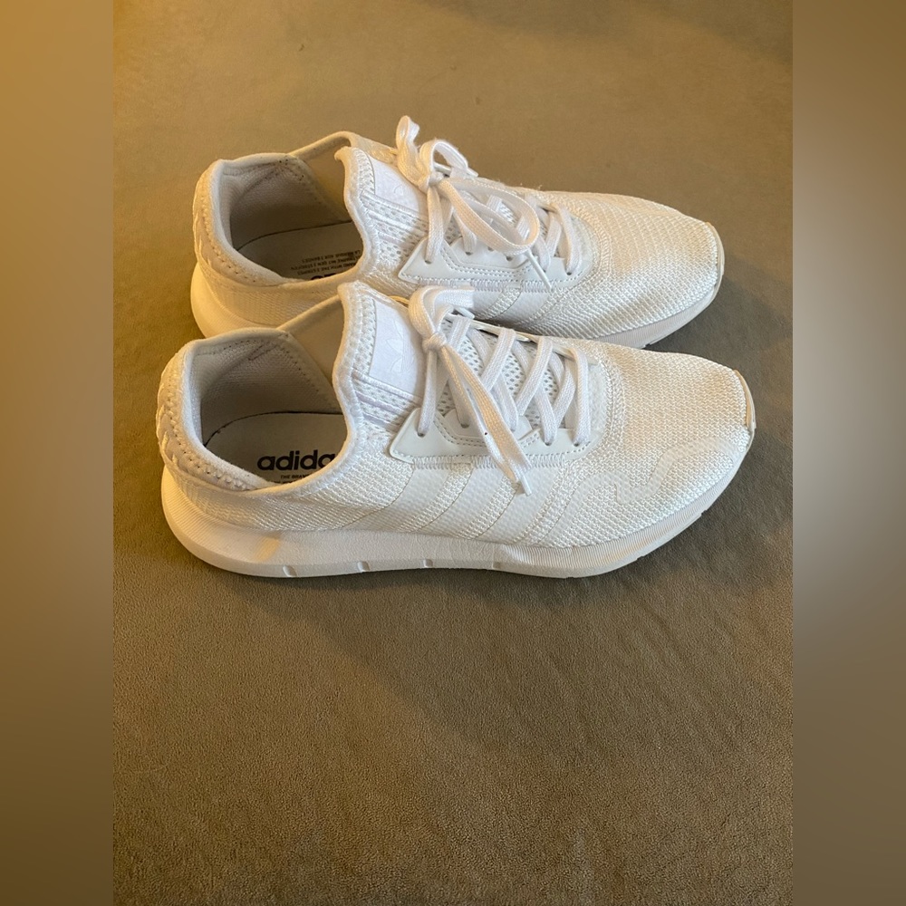 Adidas running shoe basically brand new size 9.5